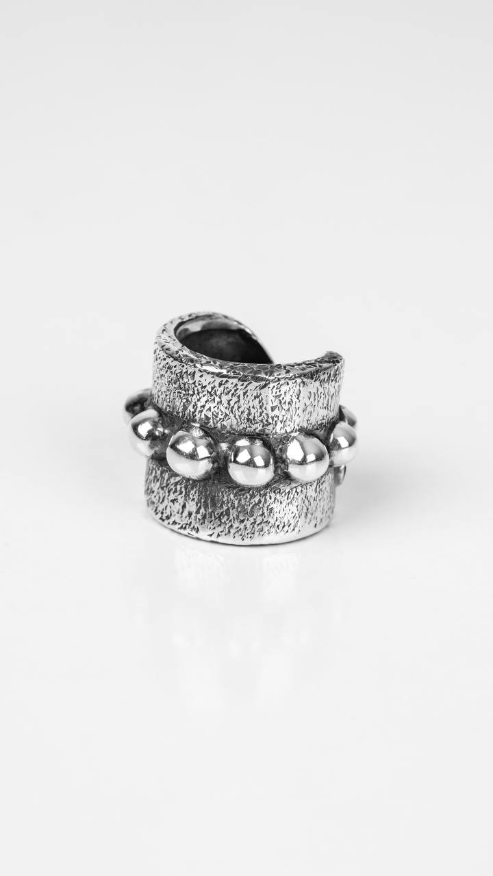 Handmade Silver Bead Line Ring by Sun Nafissi