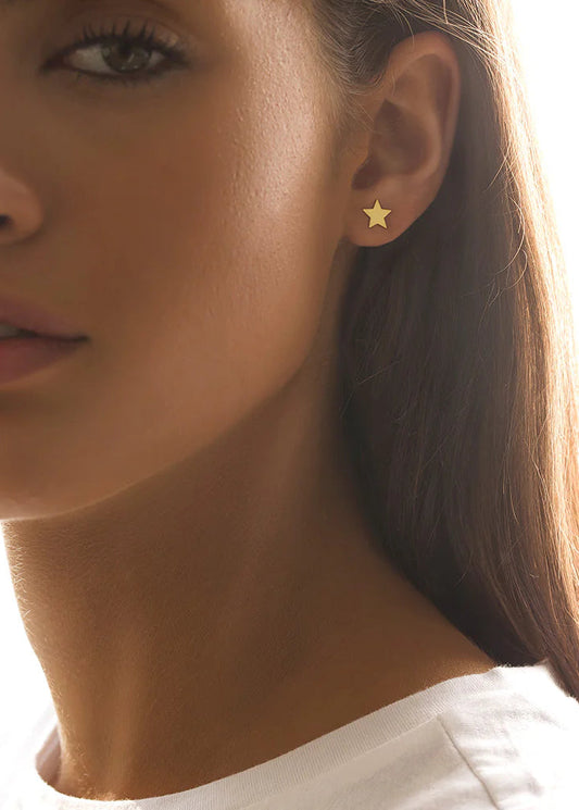 The earrings on ear
