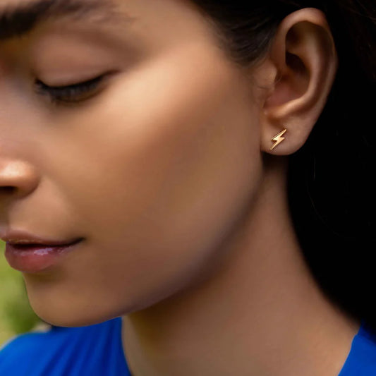 "Flash" Stud Earring 18k solid Gold by Tille